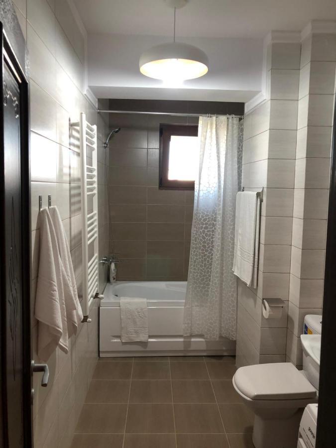 Kolonaki Domus Apartment 3 Iasi Exterior foto